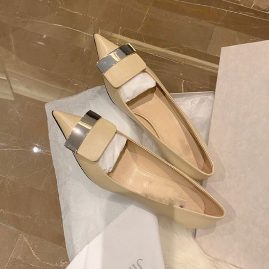 【取寄】パンプス レディース 靴 シューズ ポインテッドトゥ ヒール 美脚 脚長 メタル装飾 きれいめ エレガント お呼ばれ フォーマル パーティー 上品 オフィス OL 通勤 お出かけ おしゃれ 女性