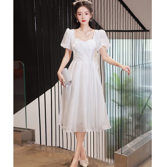 【取寄】結婚式ドレス パーティー レディースファッション ワンピースドレス パフスリーブドレス ショートドレス カラードレス ペンタゴンネック ウエストマーク 体型カバー 上品 お洒落 綺麗め 韓国風 20代