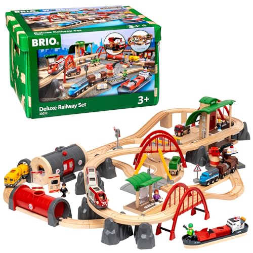 BRIO (ブリオ) レール&ロードデラックスセット 33052 対象年齢 3歳~ 【おもちゃ 玩具 木製おもちゃ 木製レール レールセット プ