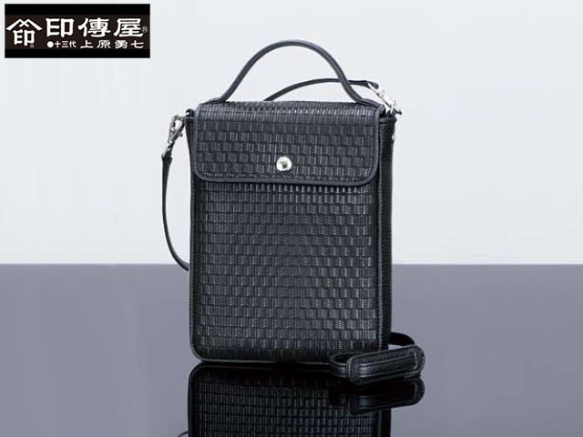 特典もれなくプレゼント お得クーポン有り ラッピング無料 正規品 いんでんや 印傳屋 インデンヤ 印傳屋 上原勇七 甲州印伝 印伝 indenya いんでん 束入 財布 本革 ポイント10倍 ギフト ノベルティ付 バッグコレクション ショルダー 和柄 6611 indn23|河村百貨店