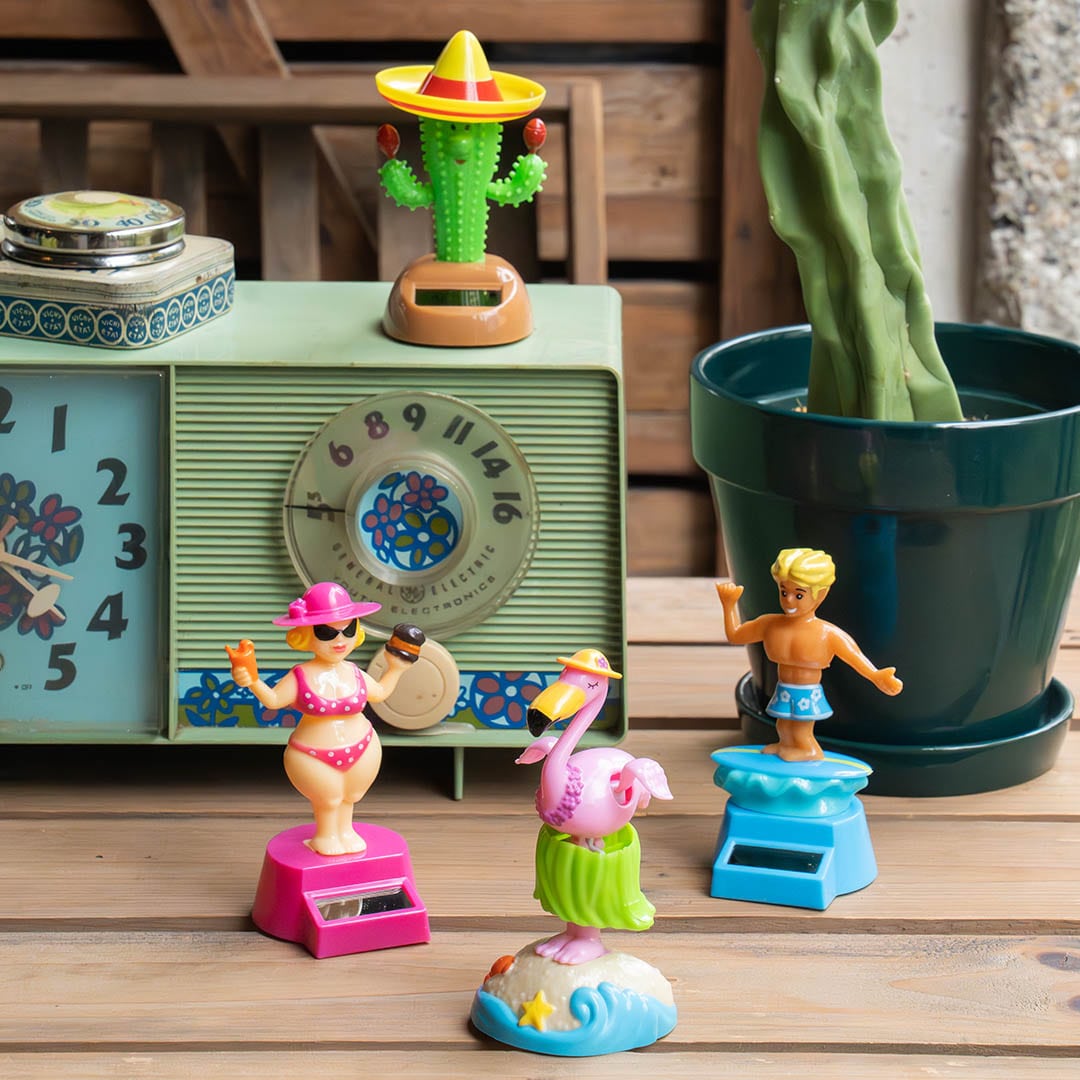 チェブラーシカ ゆらゆら ソーラー フィギュア 希少 楽天市場】ビーチガール ソーラーフィギュア 全2色 腕振り 腰振り