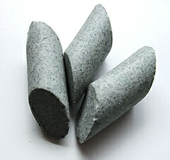 バレル用研磨石 中研削用セラミック（円筒斜め） ＜8×15mm＞