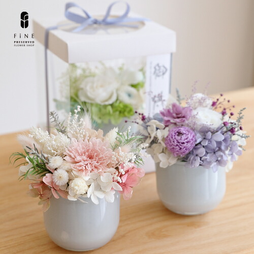 プリザーブドフラワー 初盆 仏花 ギフト 贈り物 花 シエル 御供 お供え お供えの花 お供え物 ペット 仏花 仏壇 初盆 お盆 お悔み 法事 一周忌 春 お彼岸 お悔やみ 仏壇用 命日 四十九日 法要 クリアケース 小さめ 花器付き ケース入り 翌日配達