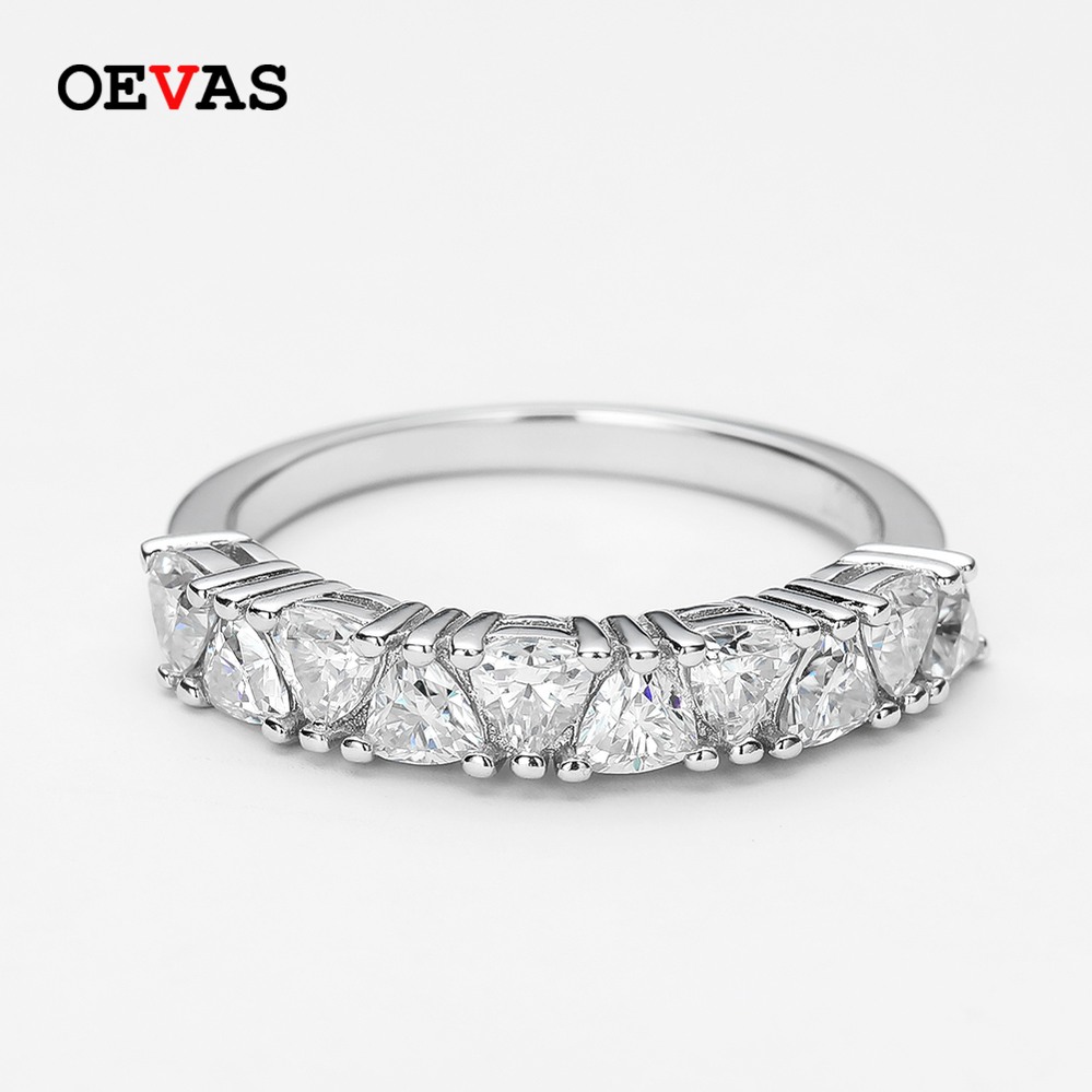 【クーポン利用で18880円】 指輪 リング シルバー 三角形 D レディース % 925 スターリング カラー ct トライアングル モイサナイト 輝く スパークリング 結婚式 ウェディング バンド パーティ ファイン ジュエリー ギフト|FineJewelrys