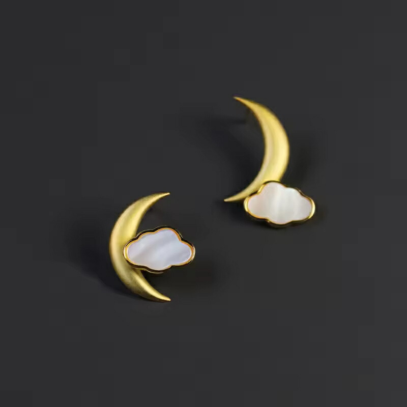 【送料無料】 ピアス レディース ムーン スタッドピアス ジュエリー 18Kゴールドメッキ 925スターリングシルバー