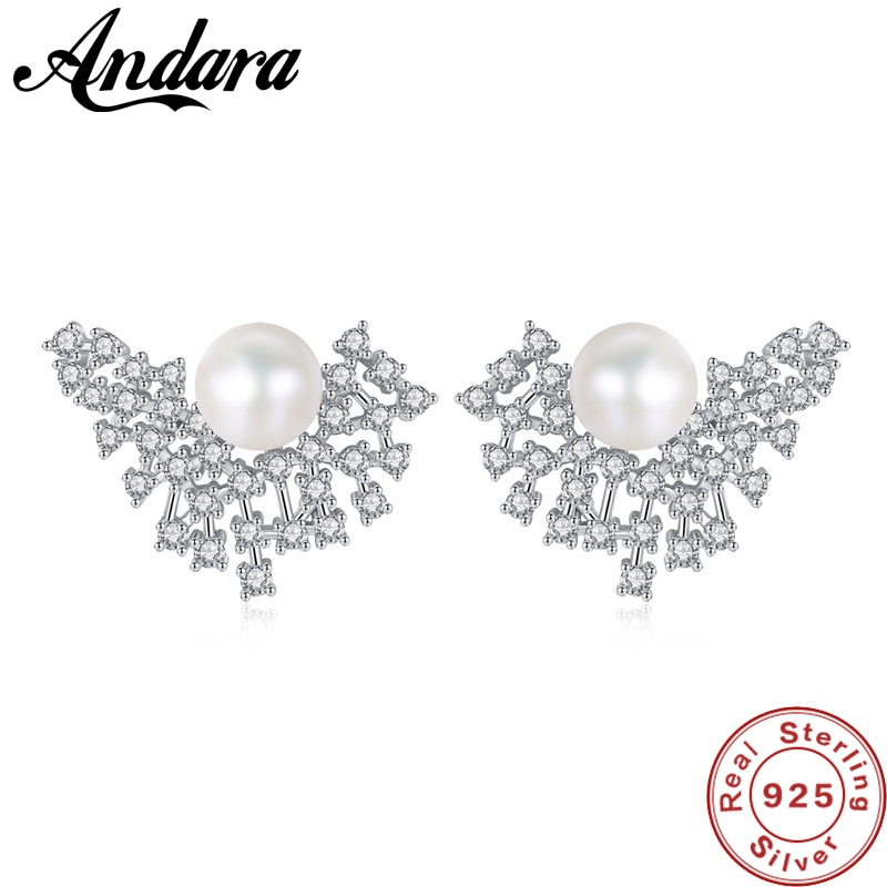 【クーポン利用で8110円】 ピアス クリスタル ジルコニア パール 真珠 スタッドピアス レディース 女性 クラシック 高級 ウェディング スタッド 魅力 ジュエリー エレガント ジルコン 淡水 ギフト 6,285円