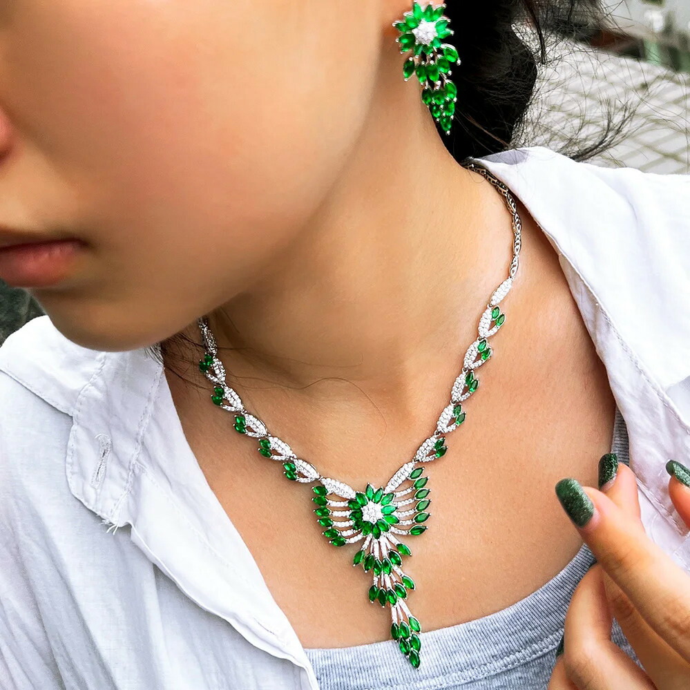 【送料無料】 ピアス ペンダント ネックレス グリーン フェザー ウェディング パーティー ジュエリー イヤリング アクセサリー レディース 女性 ジルコニア｜FineJewelrys
