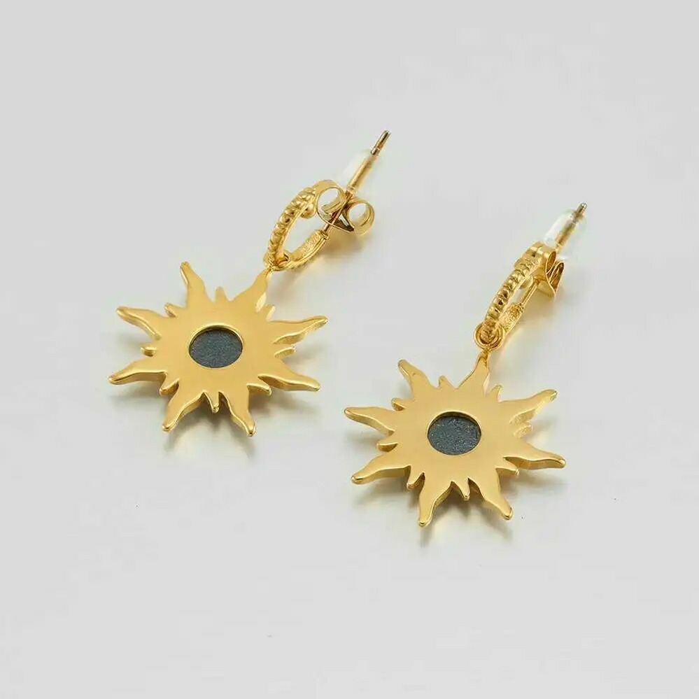 【送料無料】 】 ピアス ステンレス ヒマワリ ゴールド ドロップ レディース パラ スチール 18K プレート ファッション ひまわり ジュエリー デート E