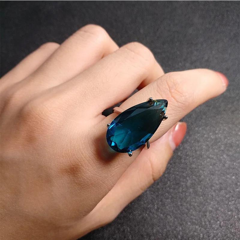 【クーポン利用で4500円】 【クーポン利用で4500円】 指輪 リング ジルコニア 青 ブルー スクエア レディース トレンド CZ ジルコン 結婚式 ウェディング お姫様 プリンセス ジュエリー 四角 婚約