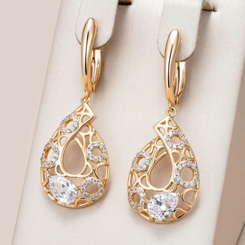 【クーポン利用で4970円】 【クーポン利用で4970円】 ピアス 花 フラワー ジルコニア ビンテージ ゴールド ロング レディース ホット 585 ローズ カラー エスニック 大 ファッション ナチュラル ジルコン 光沢 デイリー ジュエリー