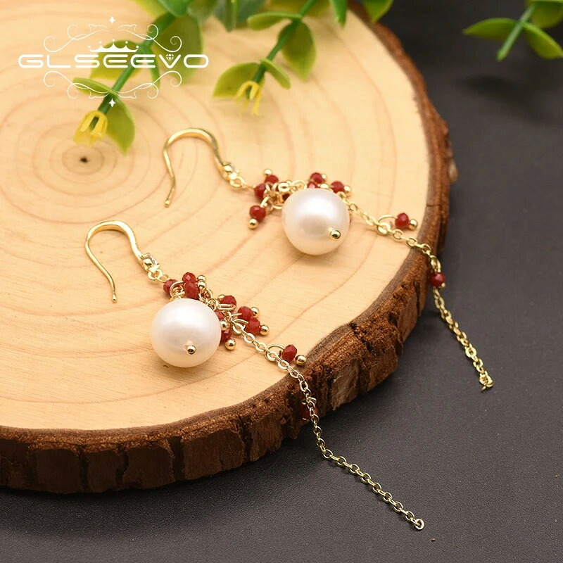 【送料無料】 】 ペンダント ピアス 白 ホワイト クリスタル 赤 レッド パール ロング レディース ピュア ナチュラル 青白い 水 タッセル 結婚式 ウェディング パーティ ジュエリー