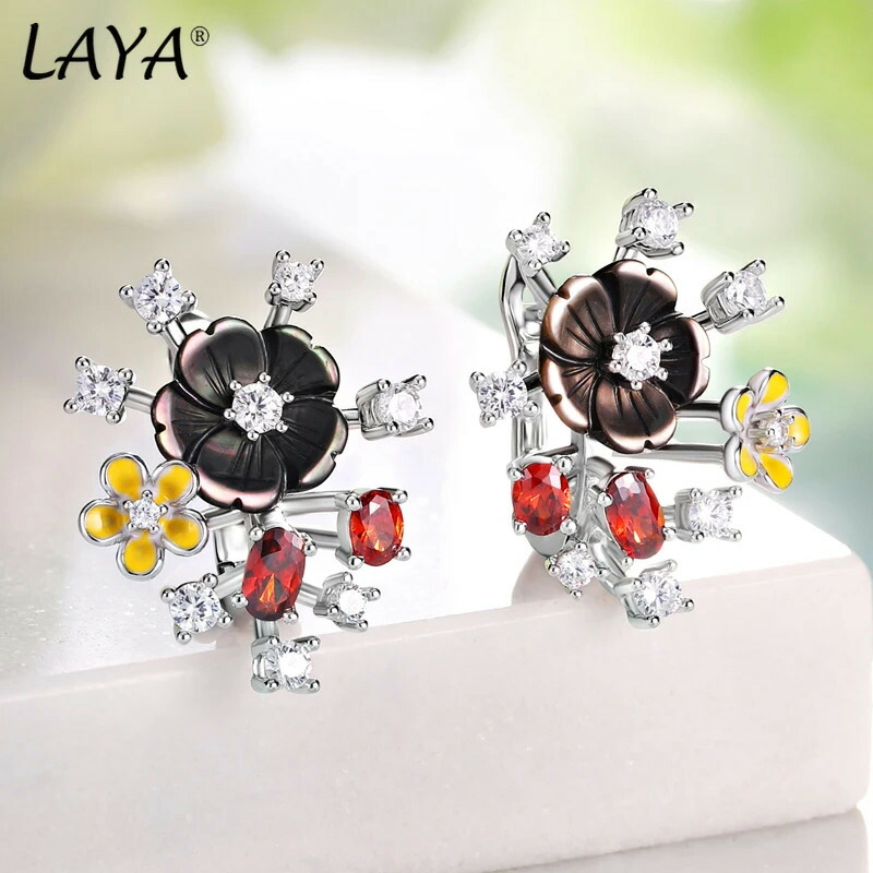 【クーポン利用で24600円】 【クーポン利用で24600円】 ピアス 指輪 リング 黒 ブラック 花 フラワー ジルコニア ブライダル シルバー ピンク レディース クリップ 925 スターリング ファッション シャイニング ジルコン 結婚式 ウェディング トレンド ジュエリー