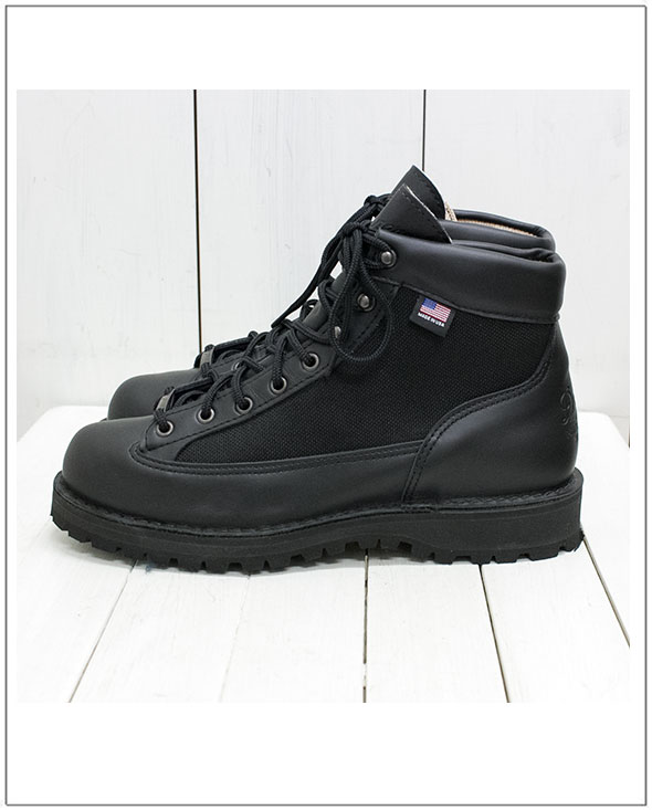 DANNER ダナーライトⅢ 33221 US8.5EE ブラック　2 楽天市場】DANNER LIGHT III（ダナーライト） BLACK / BLACK