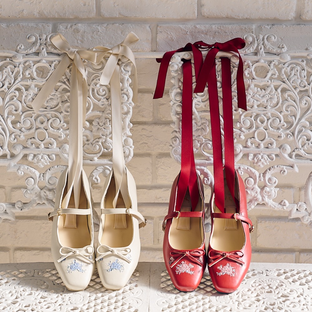 楽天市場】【SALE】 レディース パンプス 刺繍 入り クロス ストラップ