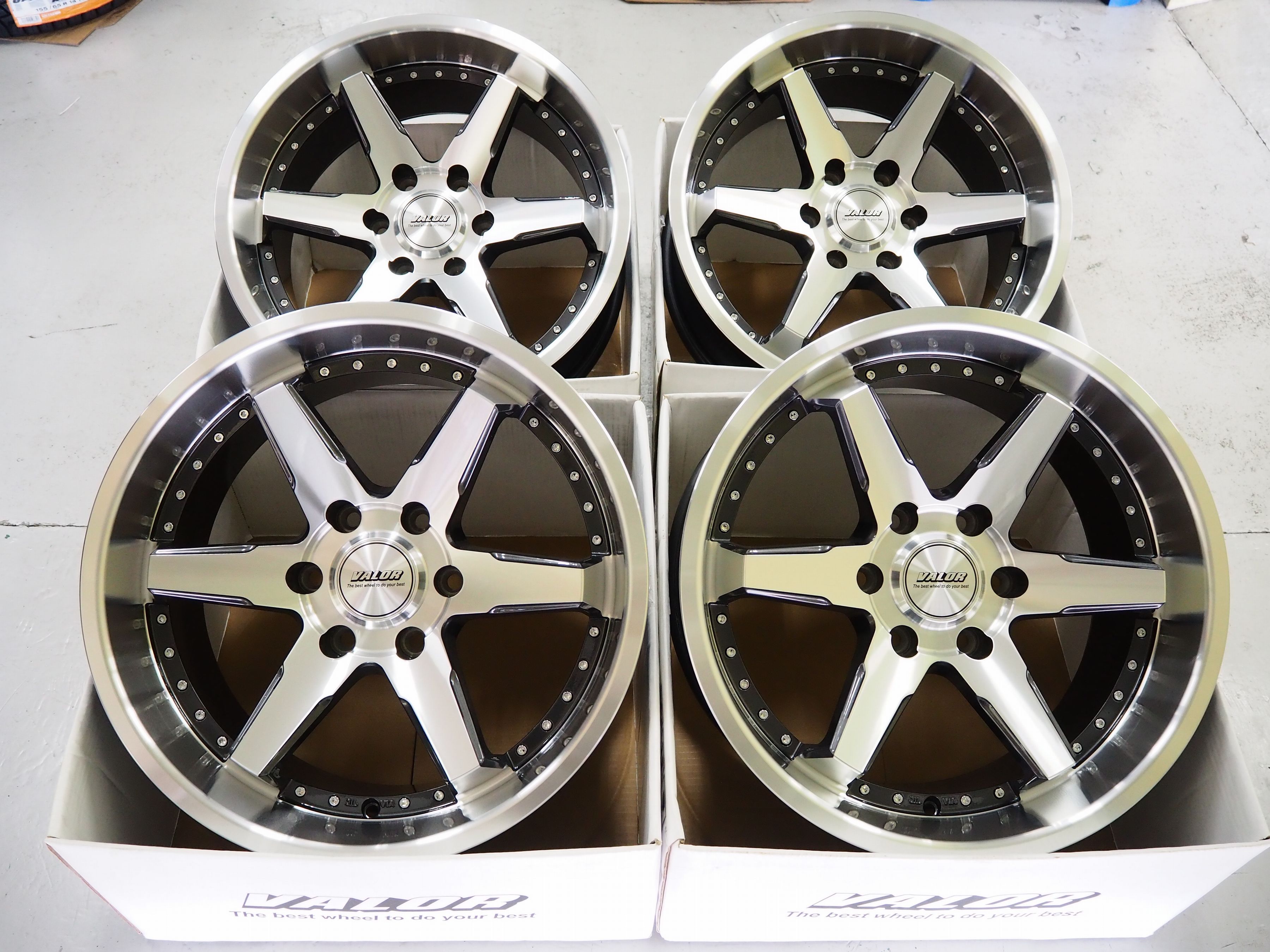 楽天市場】カスタムサイズ 200系 ハイエース・レジアス VALOR DCR