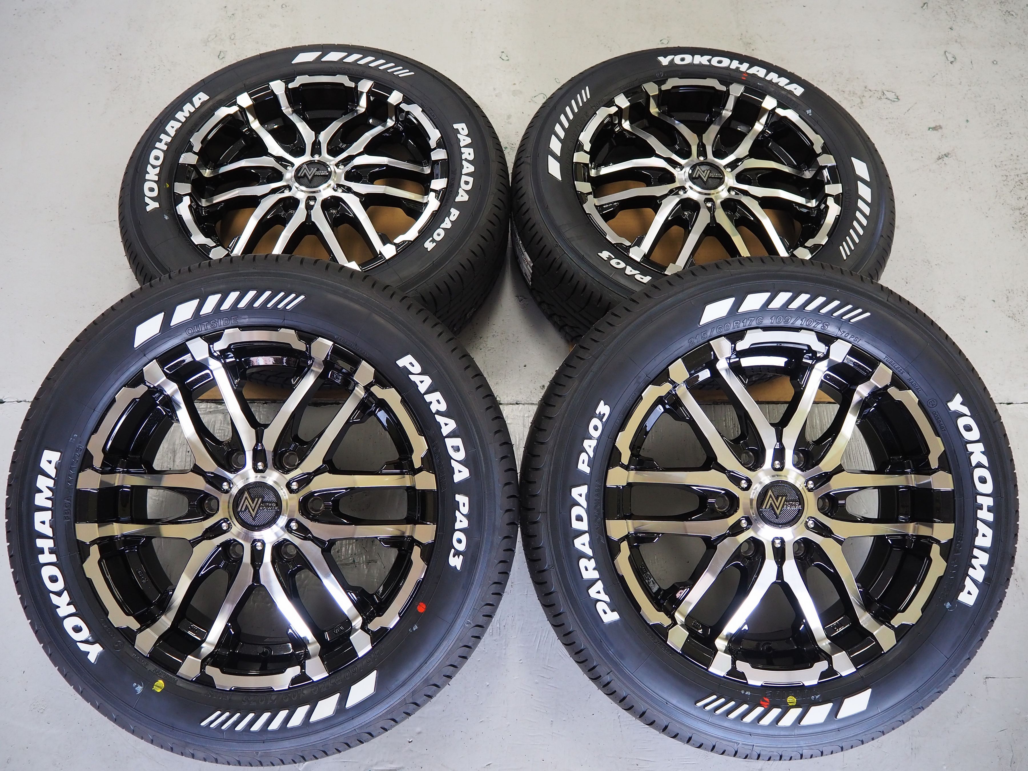 200系ハイエースMIDナイトロパワーM26 CROSS FANG17inch 6.5J +38 6H139.7YOKOHAMA PARADA PA03215/60R17 ホワイトレタータイヤ & ホイール新品 4本|ファーストセレクト