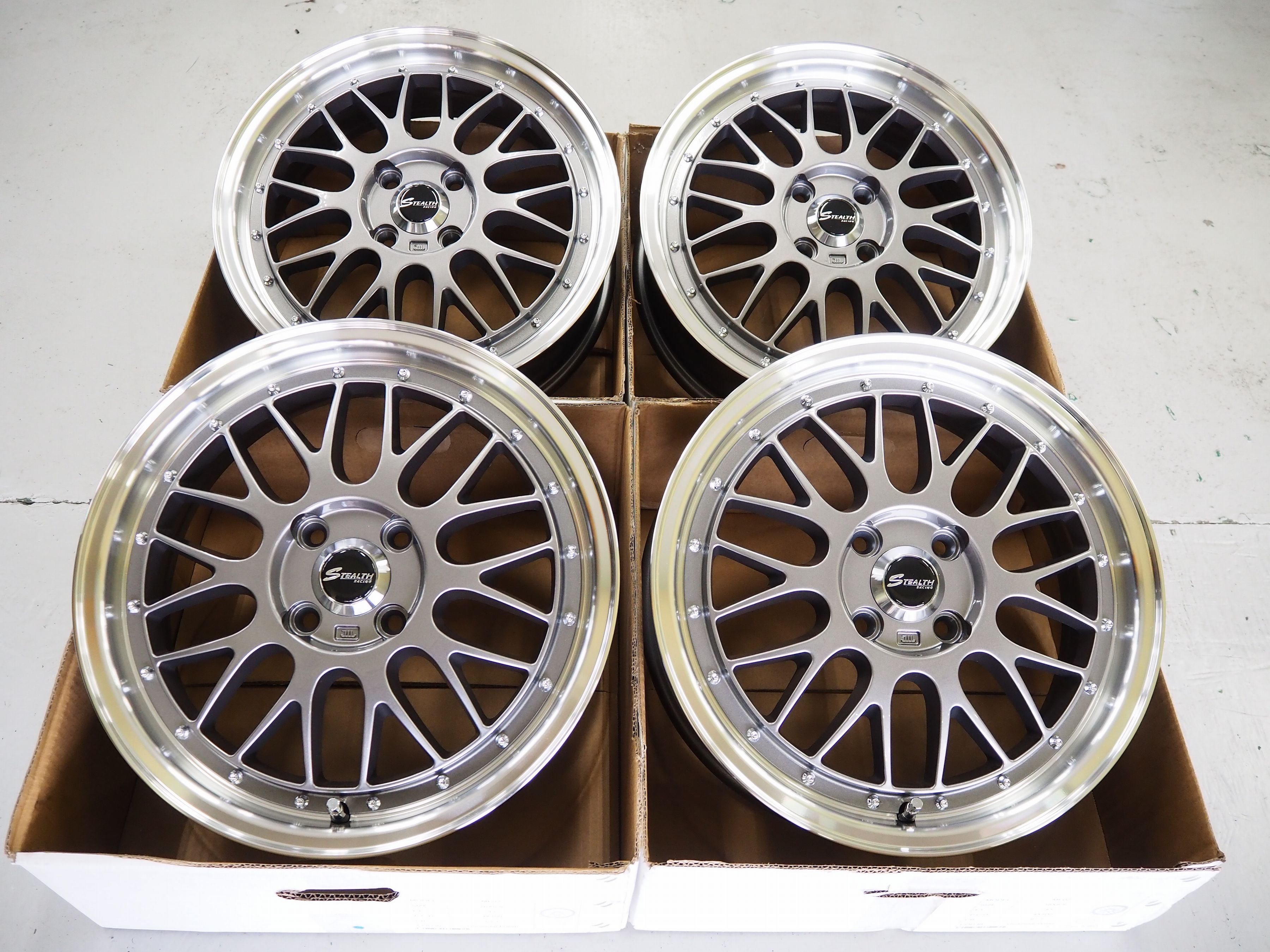 深リム メッシュ軽自動車全般STEALTH RACING PROGRESS ME02ステルスレーシング プログレスME0216inch 5.5J +43 4H100ガンメタ/リムポリッシュ新品ホイール4枚SET|ファーストセレクト