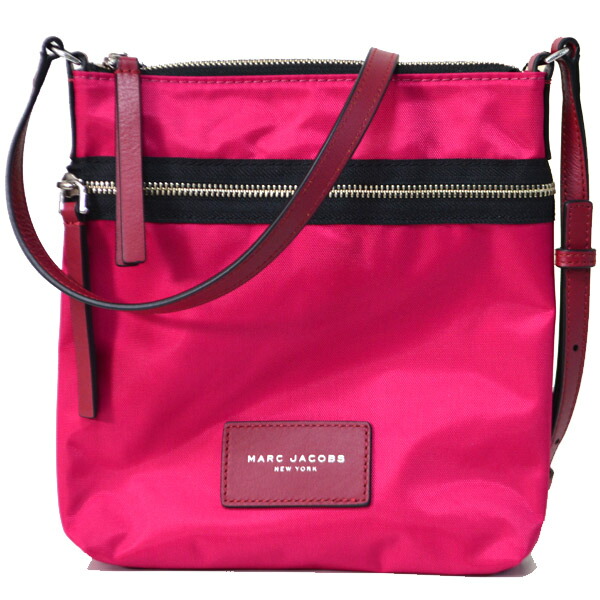 マークバイマークジェイコブス バッグ MARC BY MARC JACOBS ナイロン レザー クロスボディ 斜めがけショルダーバッグ ラズベリー M0010065【ブランド 新品 送料無料 誕生日 記念日 お祝い プレゼント 正規 人気 レディース 安心 保証 ギフト 10倍】