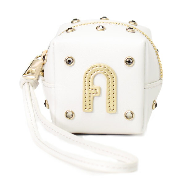 なおママ様✨美品 ✨FURLA コインケース ベアーデザイン ホワイト FURLA - FURLA クマ型コインケース ホワイト新品未使用の通販 by