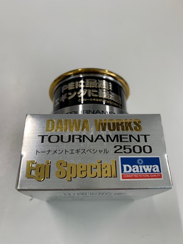 ダイワ　トーナメントエギスペシャル2500スプール