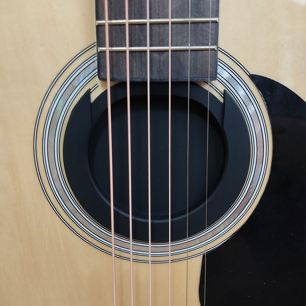 定価 ギター消音 サウンドホールカバー ギター 弱音器 ミュート 消音 フィードバック防止 夜間練習 2pcs 38 39 ギター適用 