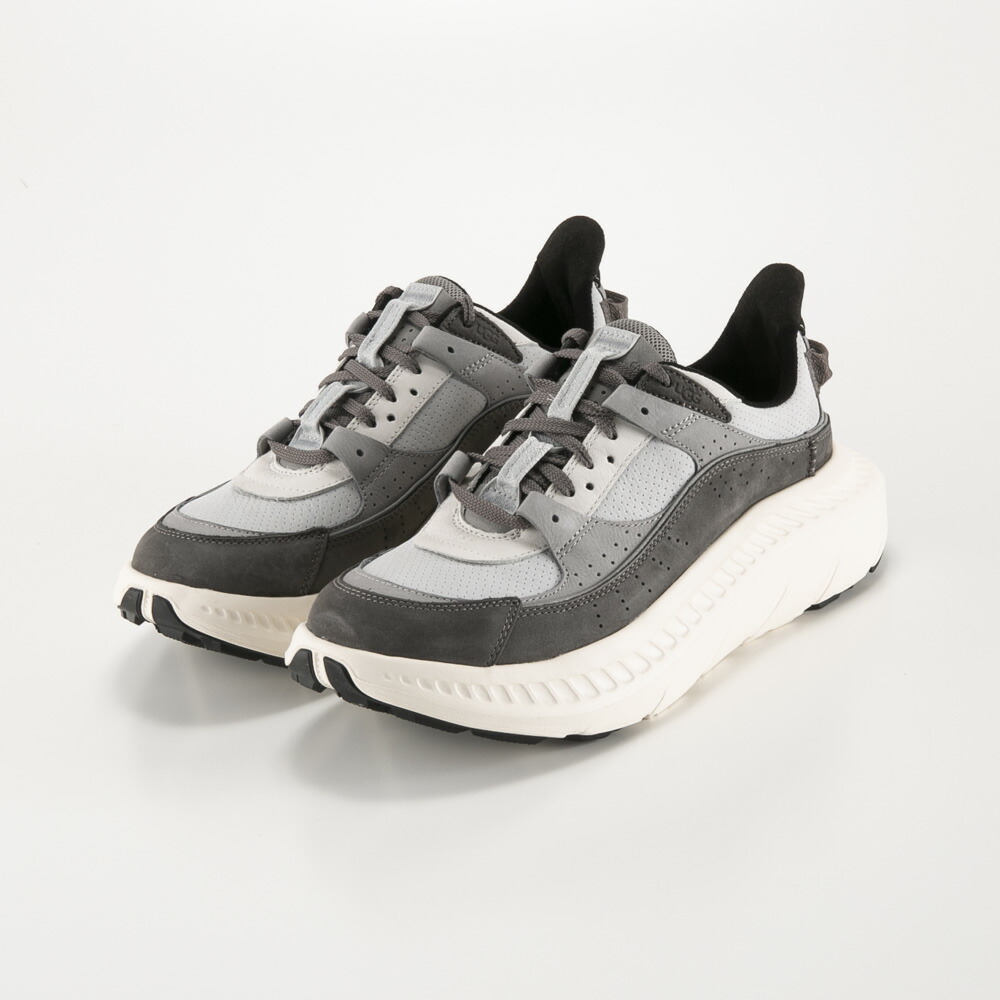 美品　UGG スニーカー　リミックス 楽天市場】【S】アグ メンズ スニーカー 靴 リミックス