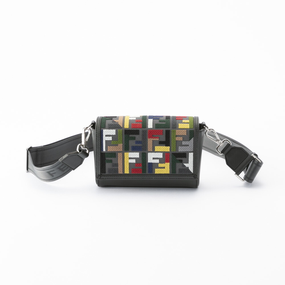 フェンディ FENDI FF パウダーコンパクトショルダーバッグ 7M0363-ATFQ  填まる棲み家