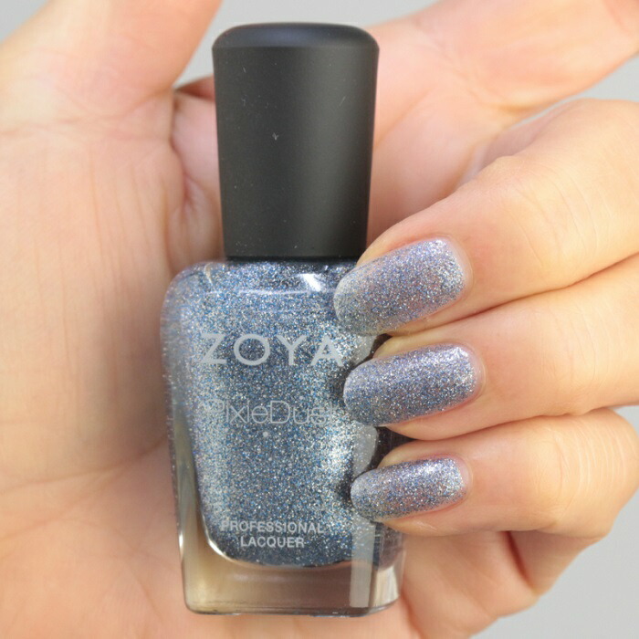 楽天市場 期間限定クーポン配布中 クリスマスカラーzoya ゾーヤ ゾヤ ネイルカラー Zp1068 15ml Isti 自爪 の為に作られた ネイル 爪にやさしい 自然派 マニキュア Zoya セルフネイル にもおすすめ ブルー ラメ 冬ネイル 冬カラー サファイア マニキュア通販 大人ネイル