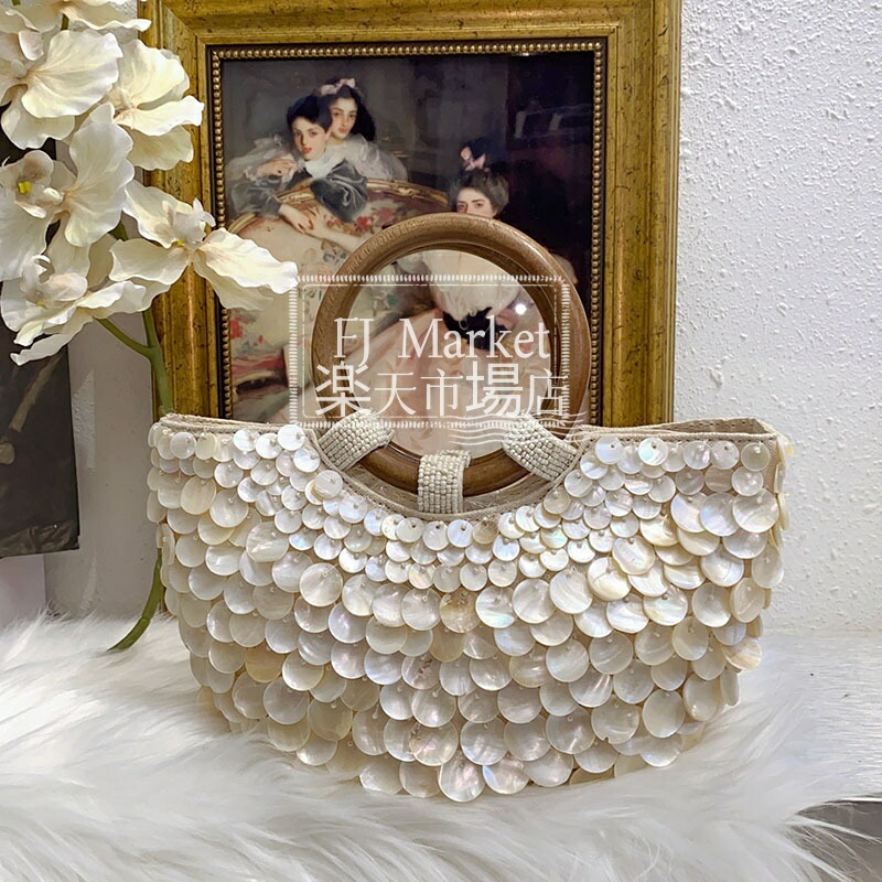 【春夏新作】ハンドメイド 貝殻バッグ 木製ハンドル ショルダーバッグ レディース 2way 斜めがけ シェルバッグ かごバッグ 仙女風 おしゃれ リゾート ビーチ 鞄