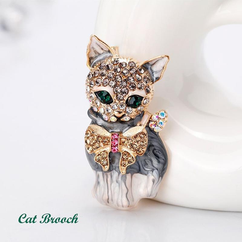 ★ピンク＆赤系猫・チェコガラスブローチ★ヴィンテージ・猫・アンティーク ☆ピンク＆赤系猫・チェコガラスブローチ☆ヴィンテージ・猫