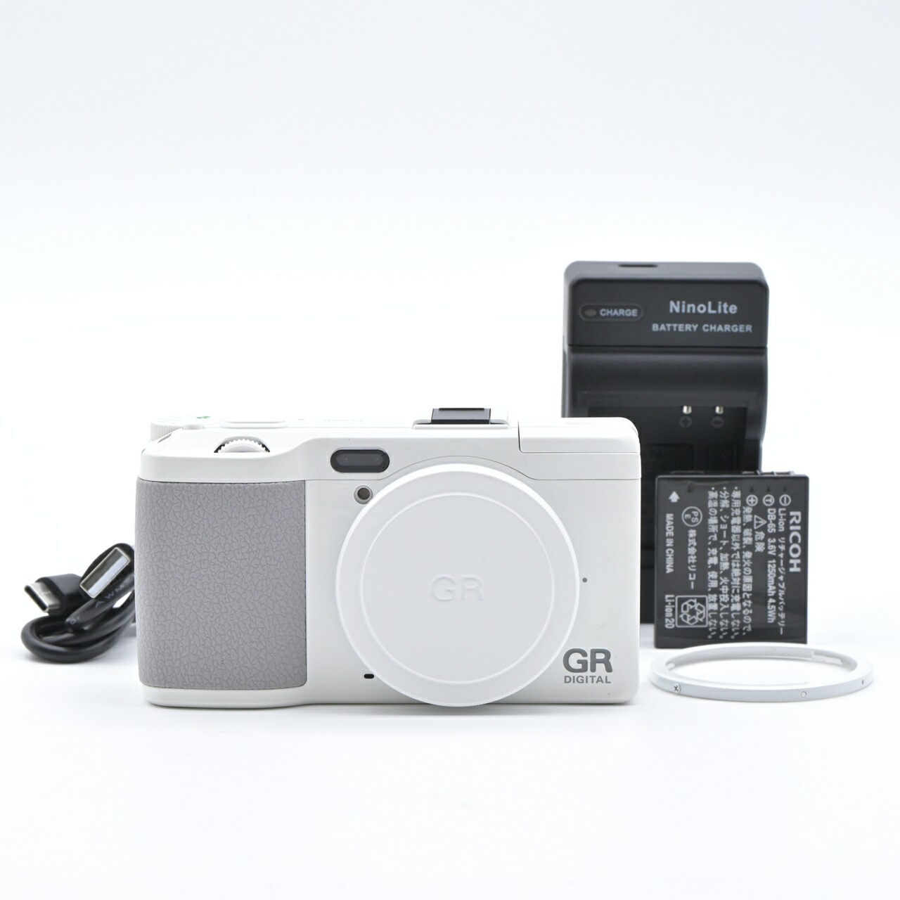 リコー GR DIGITAL コンパクトデジタルカメラ 本体と付属品 20220310115403_810_.jpg