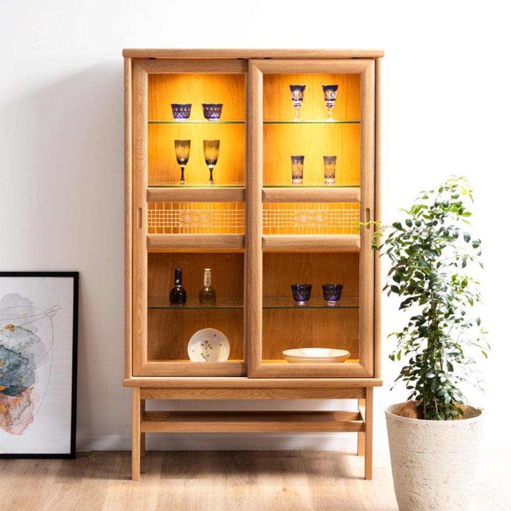 綾野製作所　照明付　コレクションケース　キャビネット　収納サイドボード 綾野製作所 照明付 コレクションケース キャビネット 収納サイド