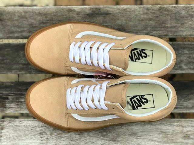 vans sesame gum