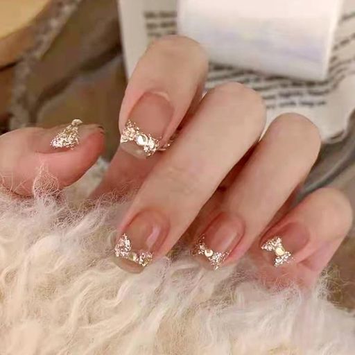 ネイルチップ ワンホン リボン ビジュー クリスマス 冬 3779470bb27d56806599bfc2b25417