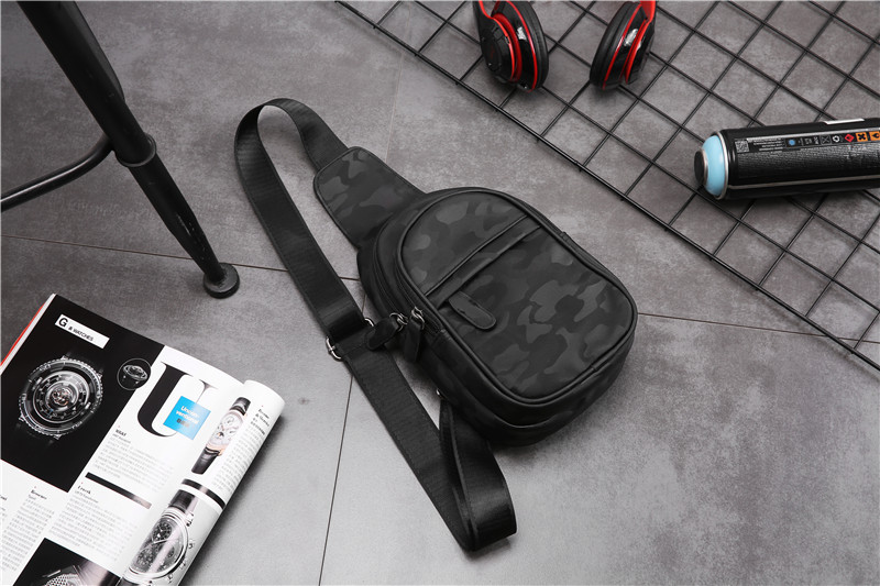 楽天市場 斜めがけ ボディバッグ メンズ ショルダーバッグ カモフラージュ 迷彩 ナイロン 40代 50代 60代 おしゃれ ブラック スポーツ カジュアル 春 夏 Fleuruneffe