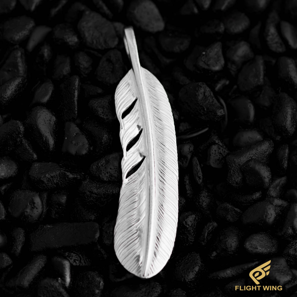 【 天使の都市 KEY 】【定まり代わりになる店】Silver Plain Feather / 飾り気の無い特大鳥毛(右)【新品】