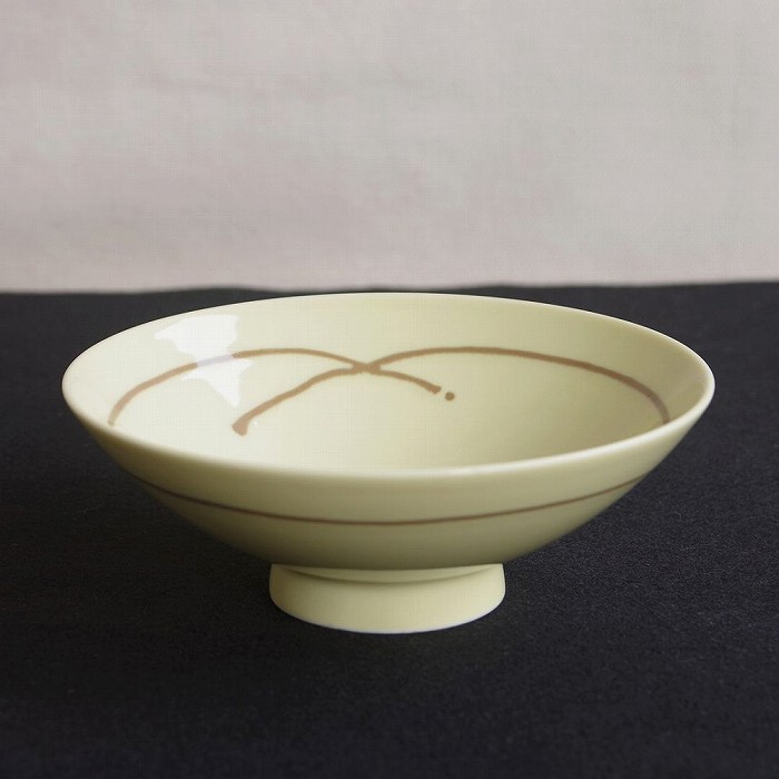 白山陶器 平飯椀 5個セット 楽天市場】送料込 白山陶器 平茶碗 飯碗 YI-5 黄色 円 ライン ご飯茶碗