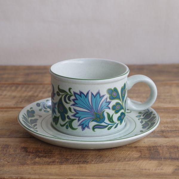 シェボ ミッドウィンター レッドドミノ カップ&ソーサ6客とポット