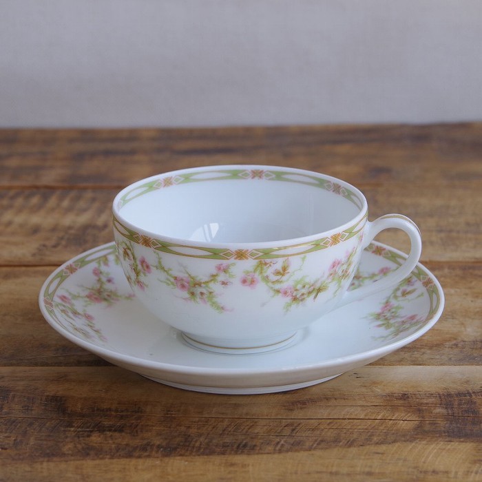 リモージュ アビランド ティーカップ&ソーサー 薔薇 花柄 Theodore Limoges Haviland France #250513-18【海外直輸入中古品】