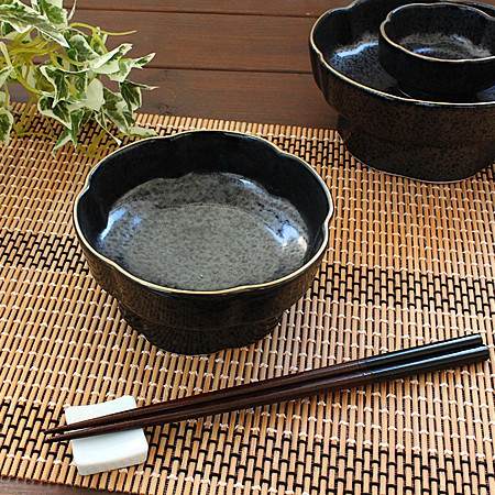 楽天市場】(黒天目×フチ金)高台花型大鉢(和食器 刺身皿 鉢 煮物鉢