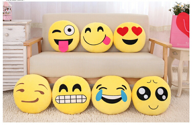 楽天市場 日本国内発送 ぬいぐるみemoji ソフト枕 Emojiまくら おもちゃ 絵文字クッション かわいい 家庭用 車用 抱きまくら 柔らかい 送料無料 Fly Fashion