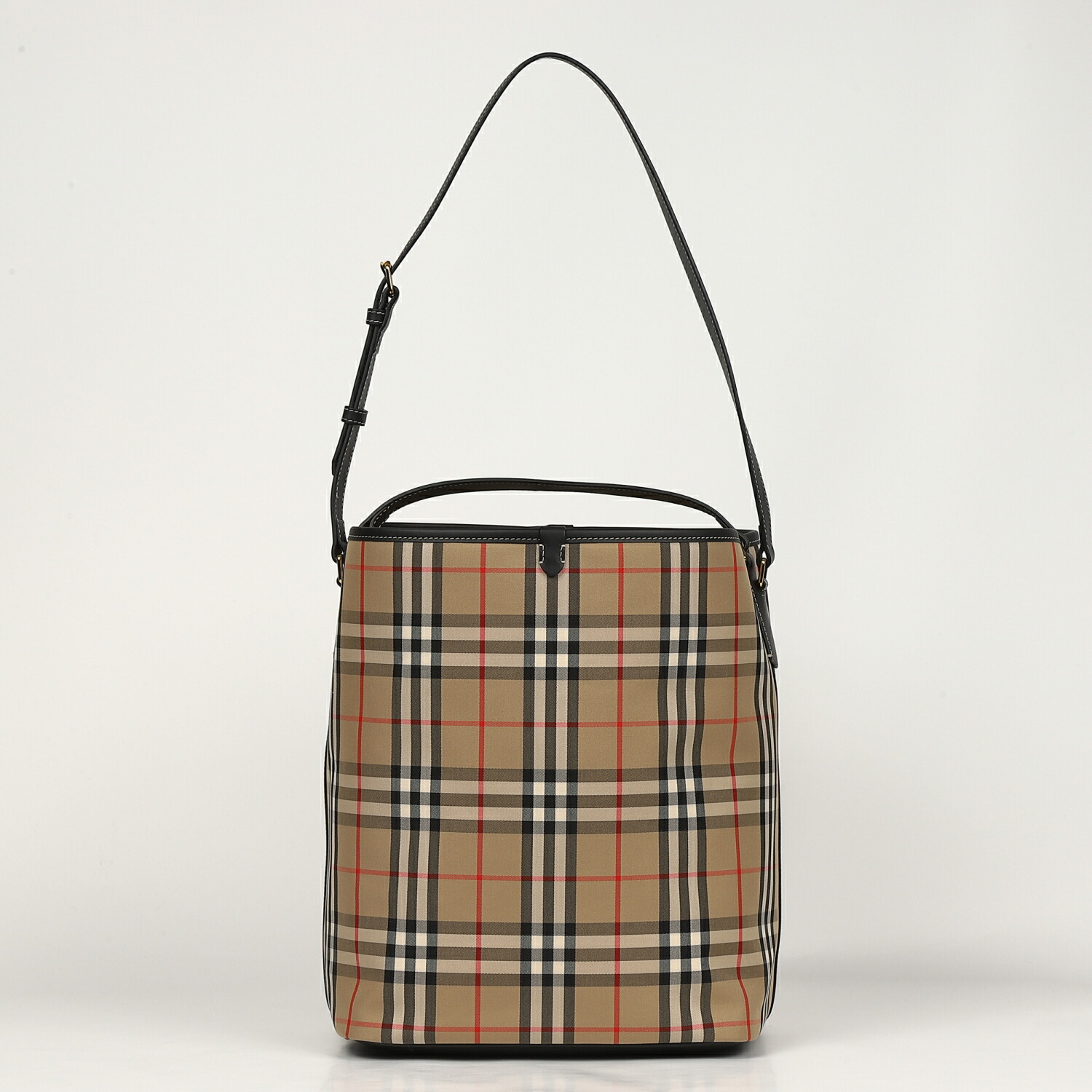 美品♡BURBERRY バーバリー リボン ロゴ ノバチェック ショルダーバッグ 美品♡BURBERRY バーバリー リボン ロゴ ノバチェック