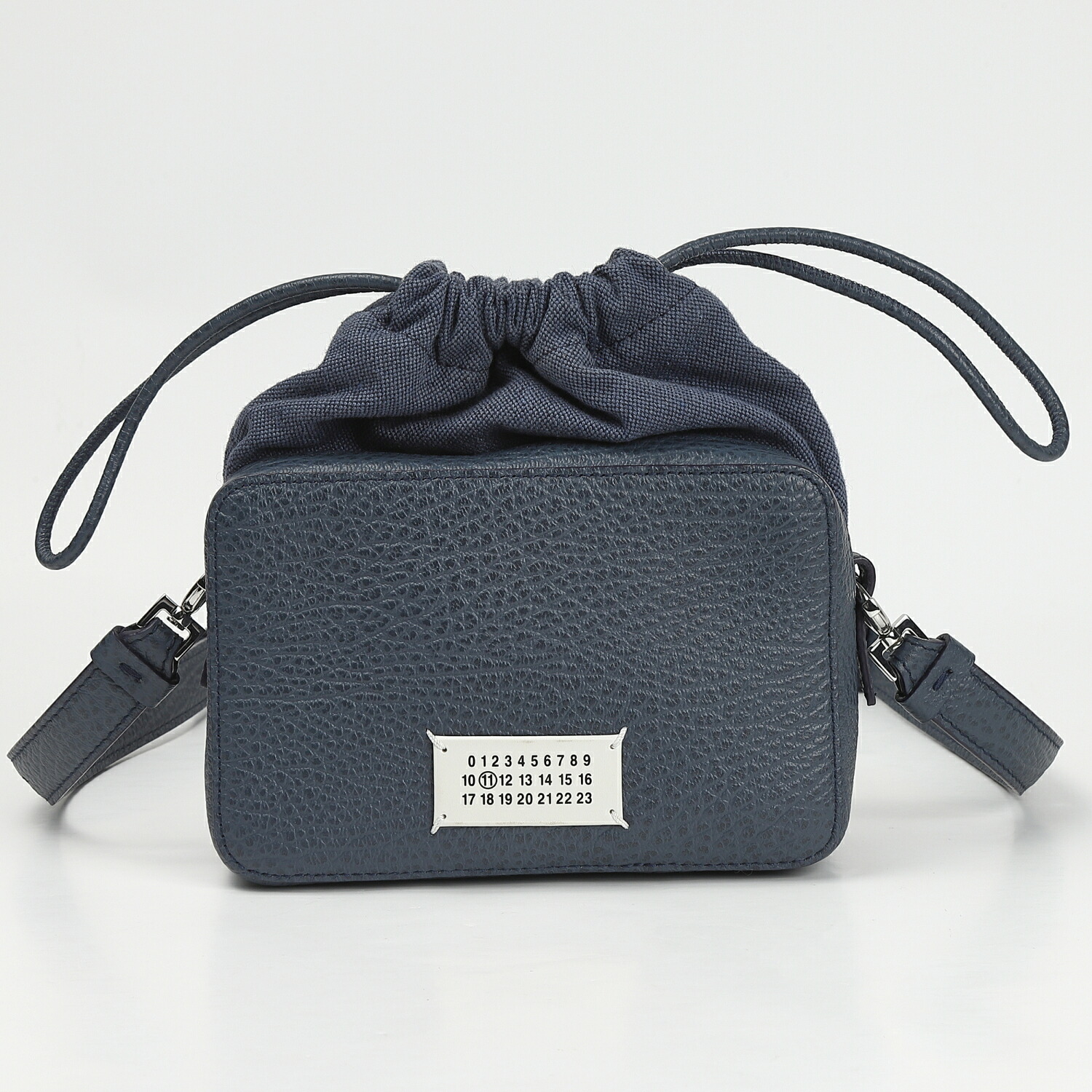 メゾン マルジェラ バッグ ショルダーバッグ Maison Margiela 5AC スモール カメラバッグ クロスボディ 斜め掛け SB1WG0016 P4348 レディース 送料無料|FLYING MARKET