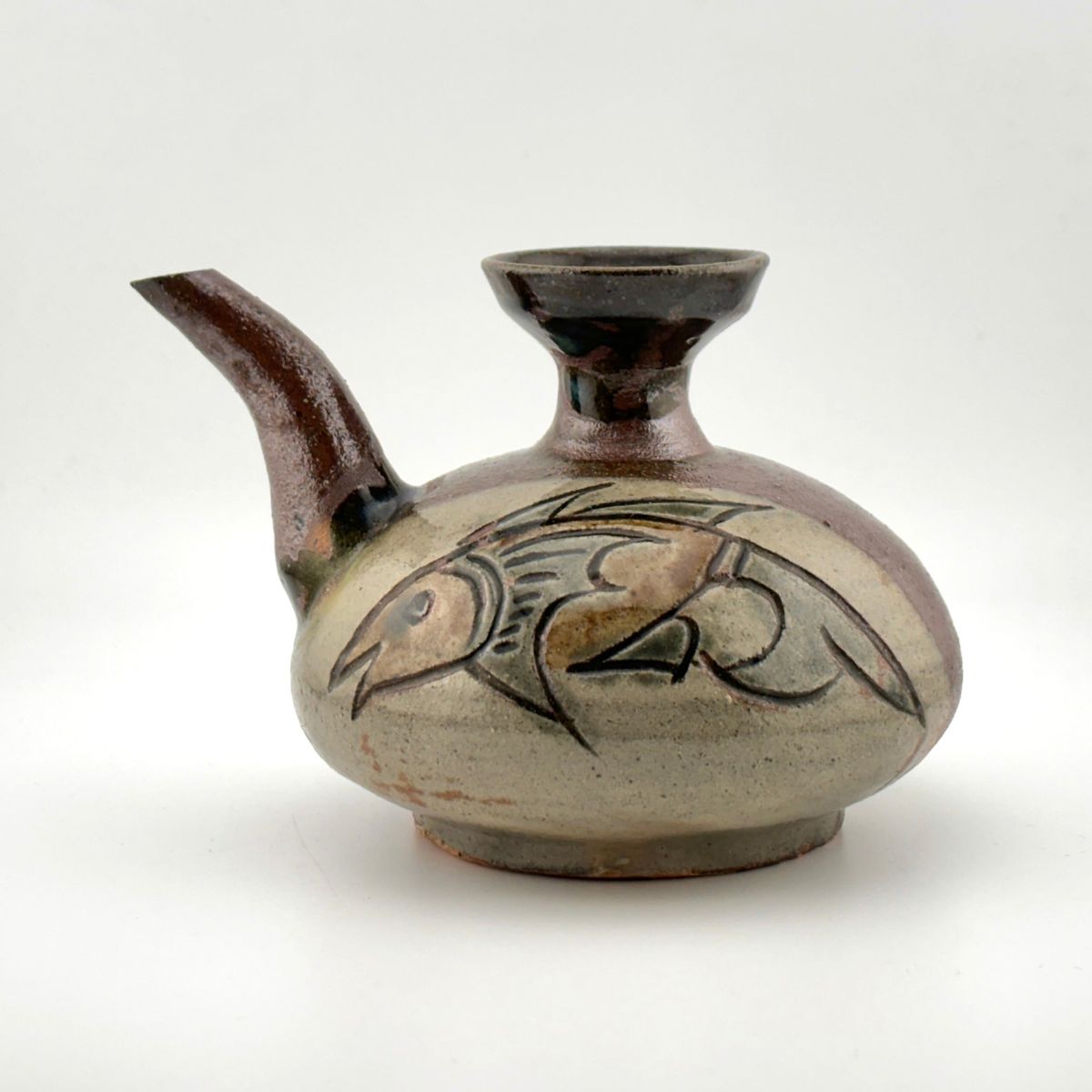 金城次郎　魚紋マカイ　5寸　壺屋時代作品　民藝　やちむん 金城次郎 魚紋マカイ 5寸 壺屋時代作品 民藝 やちむん