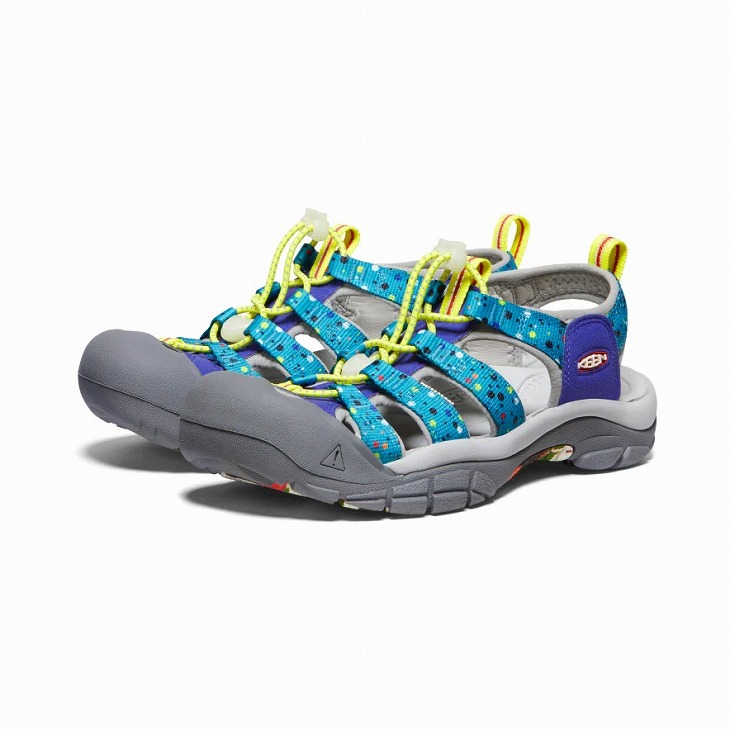 【送料無料】【WOMEN'S】KEEN キーン NEWPORT RETRO &times; FUJI ROCK FESTIVAL'23 モデル 苗場の空や自然界の色 オーディエンスのカラフルな衣装などからインスパイアされたカラーをベースにそこに浮かび上がる主要ステージをドットカラーで表現 天然原料による抗菌防臭加工｜ヘンプウェア　FOOL THE HERMIT
