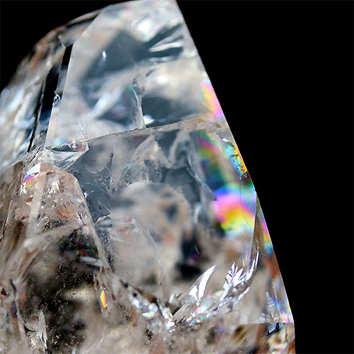 〔D423-6〕高品質 ブラジル ディアマンティーナ産　アイリスクォーツ レインボークラック水晶 虹入り ポイント 六角柱【メール便不可】