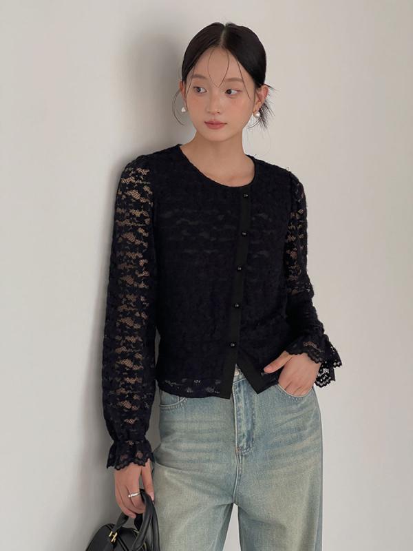 レディース ニットカーディガン 黒 長袖 丸首 レース 刺繍 花柄 切り抜き デザイン ニット ジャージ 素材 伸縮性 柔らかい 肌触り 日常使い 快適 フィット トップス ブラウス シャツ 秋冬 コーディネート レイヤード スタイル 韓流 ファッション 5,863円