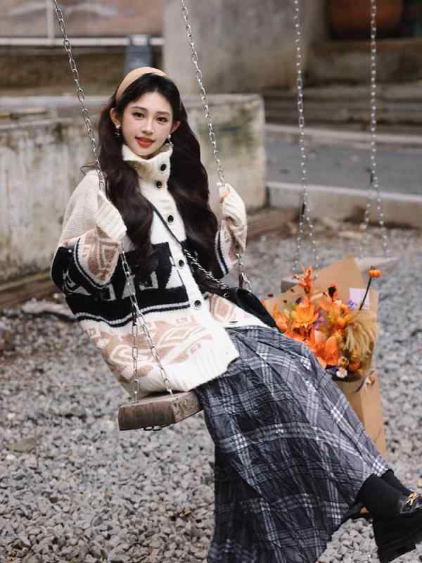 ジレー お上さん用 秋冬 毛糸混 伸縮性 朦々たる うつり変わり 花柄 刺しゅう 青写真 ハイネック 長袖 ルーズフィット 真っただ中丈 単排名取り草 開き ゆったり風 日韓心地よい トップス ニットアウター 優しいこと 今めかしい