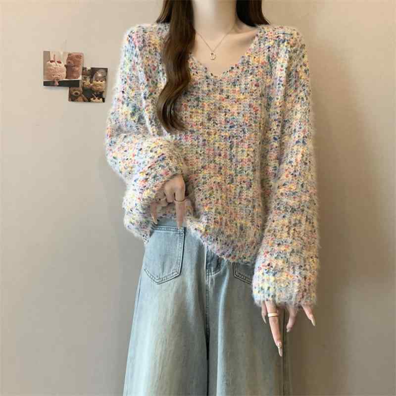 ニット トップス 女性用 秋冬 長袖 Vネック ゆったり ルーズフィット 短丈 カラーブロック 切り替え 厚手 ?? 綿羊毛 ジャカード柄 ピンク 紫 ベージュ カラフル 花柄 日常使い 快適 レイヤード カジュアル 復古風 日韓スタイル 接触暖か 伸縮