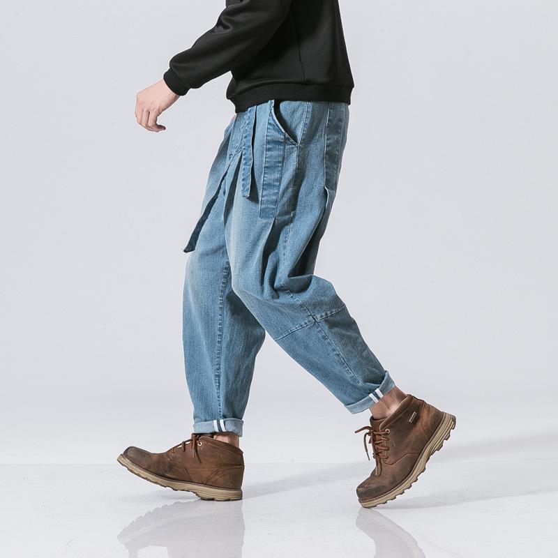 メンズ 秋冬 牛仔パンツ 男性用 ゆったり ロングパンツ コットン 素材 厚手 ミッドライズ ジッパー ウォッシュ加工 ヴィンテージ スタイル ビッグサイズ ブラック ライトブルー ロイヤルブルー ノンストレッチ スリムレッグ 切り替え ディテール カジ